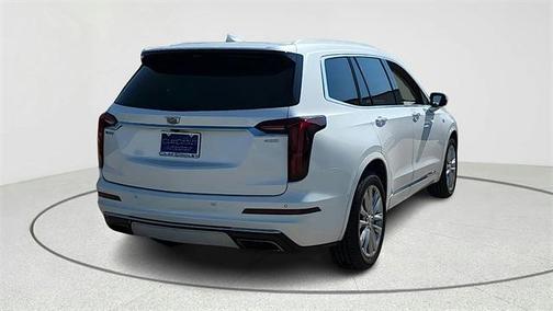 2022 Cadillac XT6 Premium Luxury FWD