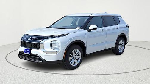 2026 Mitsubishi Outlander ES