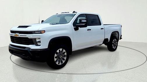 Summit White 2025 Chevrolet Silverado 2500 Custom