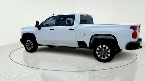 Summit White 2025 Chevrolet Silverado 2500 Custom