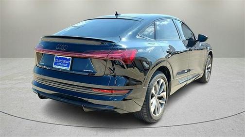 2021 Audi e-tron Premium