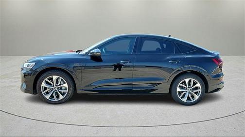 2021 Audi e-tron Premium