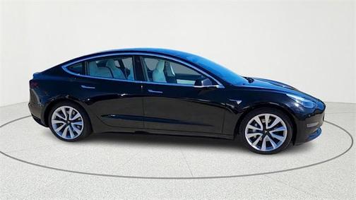 2019 Tesla Model 3 Performance