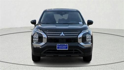 2023 Mitsubishi Outlander ES