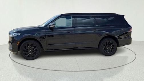 Black Metallic 2025 Lincoln Navigator L Reserve
