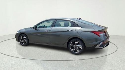 Amazon Gray 2025 Hyundai ELANTRA SEL Convenience