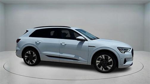 2021 Audi e-tron Premium