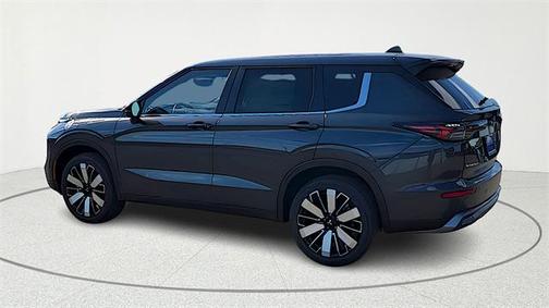 2025 Mitsubishi Outlander 