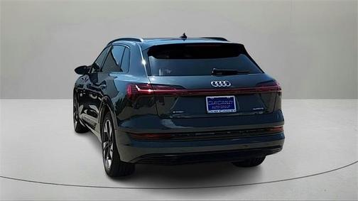 2022 Audi e-tron Premium
