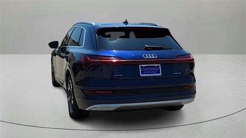 2021 Audi e-tron Premium