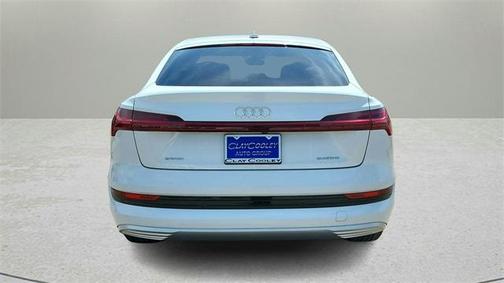 2020 Audi e-tron Premium Plus