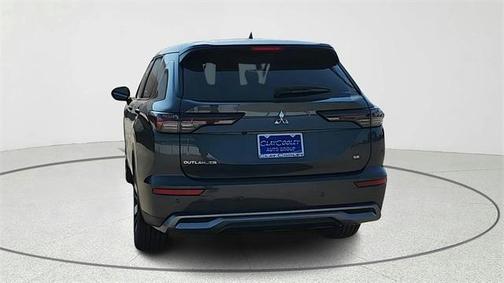 2025 Mitsubishi Outlander 