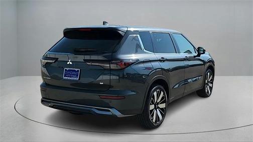2025 Mitsubishi Outlander