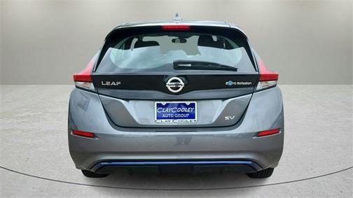 2022 Nissan Leaf SV