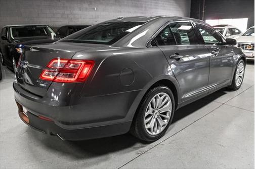 2016 Ford Taurus Limited