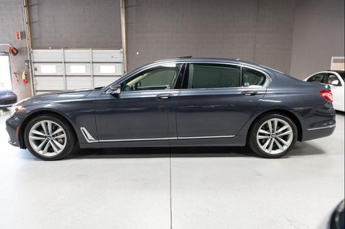 Arctic Gray Metallic 2016 BMW 750 i xDrive