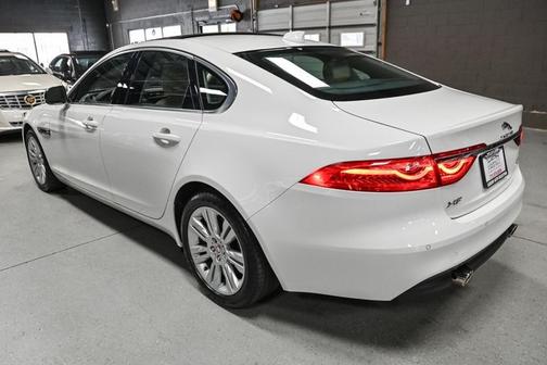 2017 Jaguar XF 35t Premium