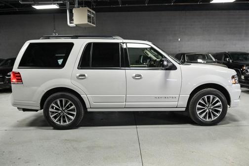 2017 Lincoln Navigator Select