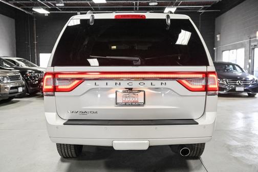 2017 Lincoln Navigator Select