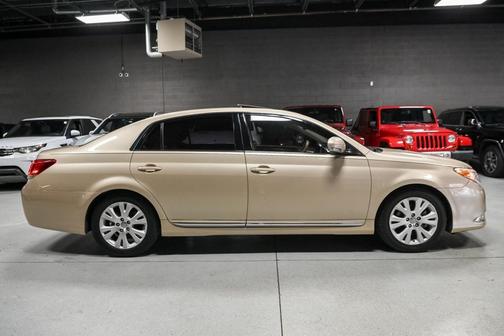 2012 Toyota Avalon Base