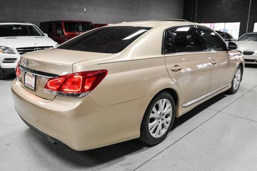 2012 Toyota Avalon Base