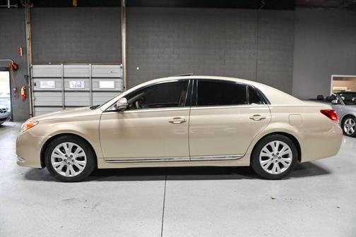 2012 Toyota Avalon Base