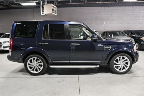 2016 Land Rover LR4 Base