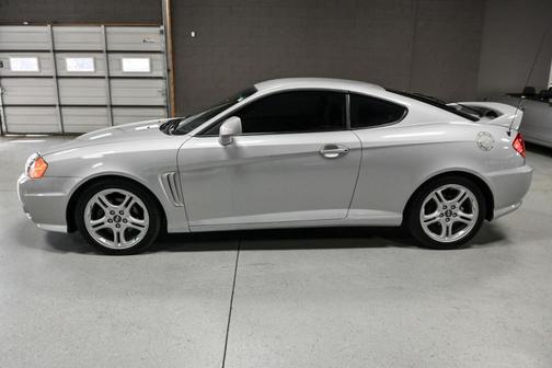 2004 Hyundai Tiburon GT V6