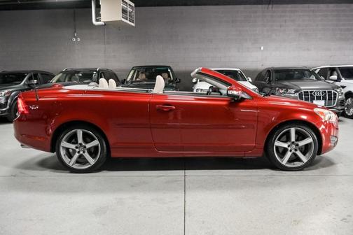 2011 Volvo C70 T5