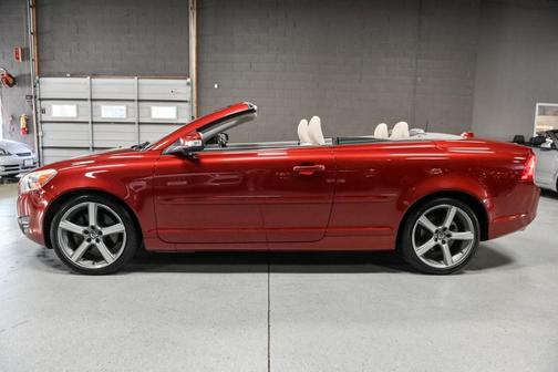 2011 Volvo C70 T5