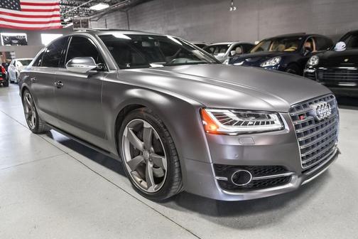 Daytona Gray Pearl Effect 2015 Audi S8 4.0T