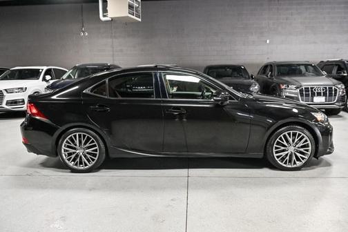 2016 Lexus IS 300 Base