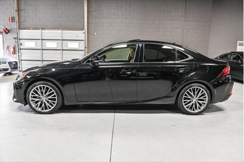 2016 Lexus IS 300 Base