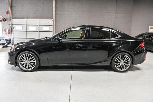 2016 Lexus IS 300 Base