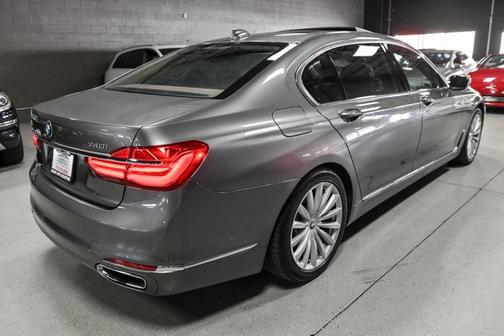 2017 BMW 740 xDrive