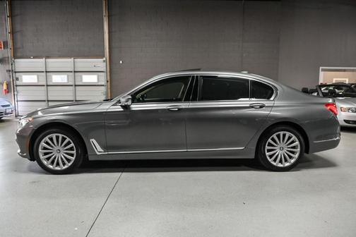 2017 BMW 740 xDrive