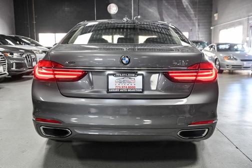 2017 BMW 740 xDrive