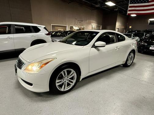 2010 INFINITI G37x Base