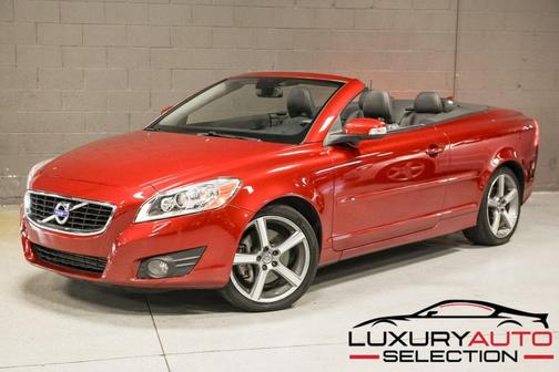 2012 Volvo C70 2dr Convertible