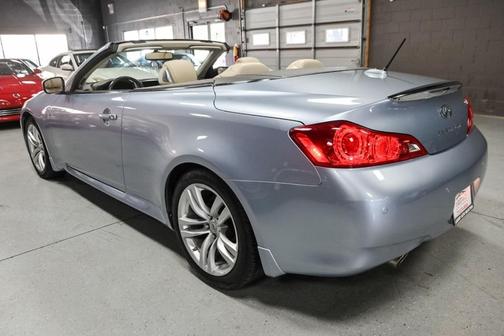 2010 INFINITI G37 Base