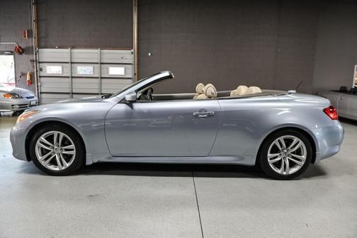 2010 INFINITI G37 Base