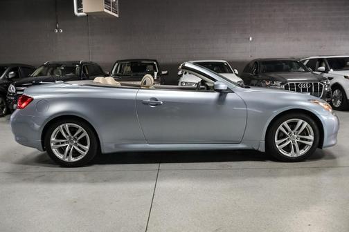 2010 INFINITI G37 Base