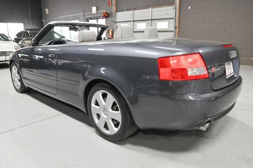 Dolphin Gray Metallic 2004 Audi S4 quattro