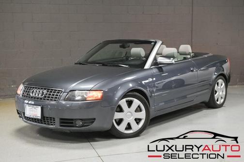 Dolphin Gray Metallic 2004 Audi S4 quattro