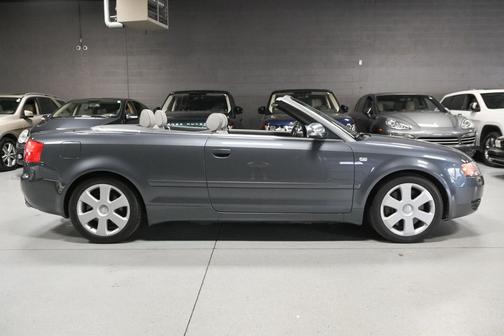 Dolphin Gray Metallic 2004 Audi S4 quattro