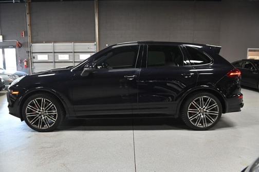2016 Porsche Cayenne GTS