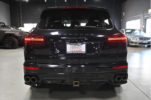 2016 Porsche Cayenne GTS