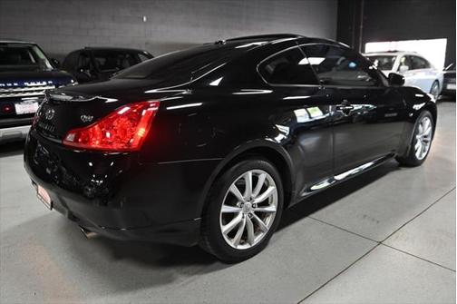 2014 INFINITI Q60 Base