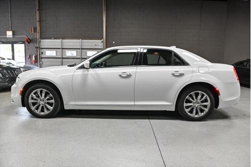 2015 Chrysler 300 Limited