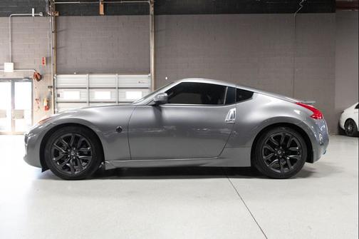 Gun Metallic 2017 Nissan 370Z Base